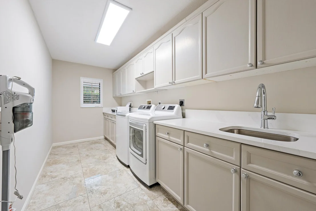 Photo of 6685 Winding Lake Drive