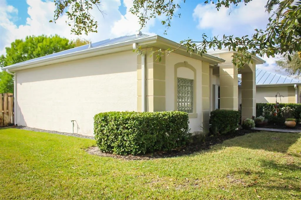 Photo of 5055 3rd Manor