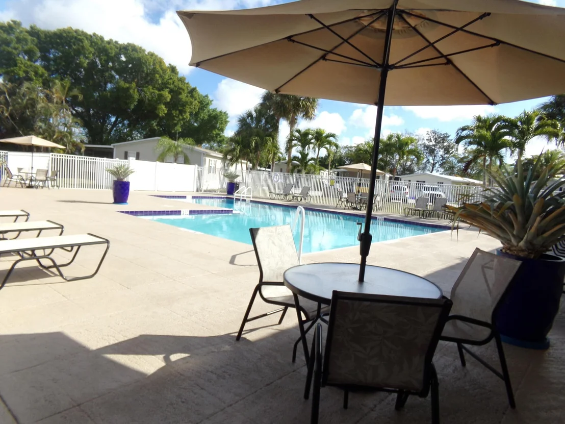 Photo of 147 Plantation Boulevard