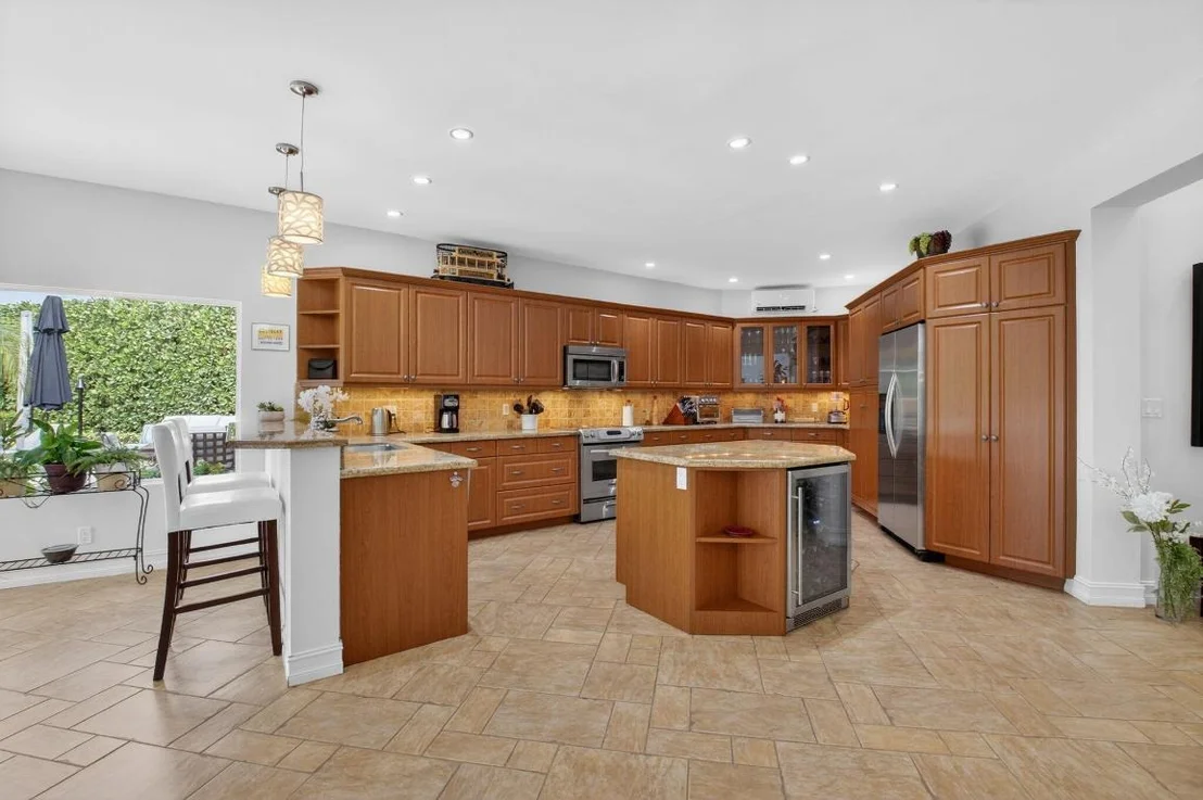 Photo of 4911 Pineview Circle