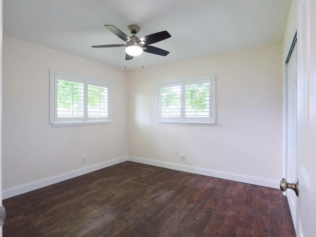 Photo of 304 Circle W