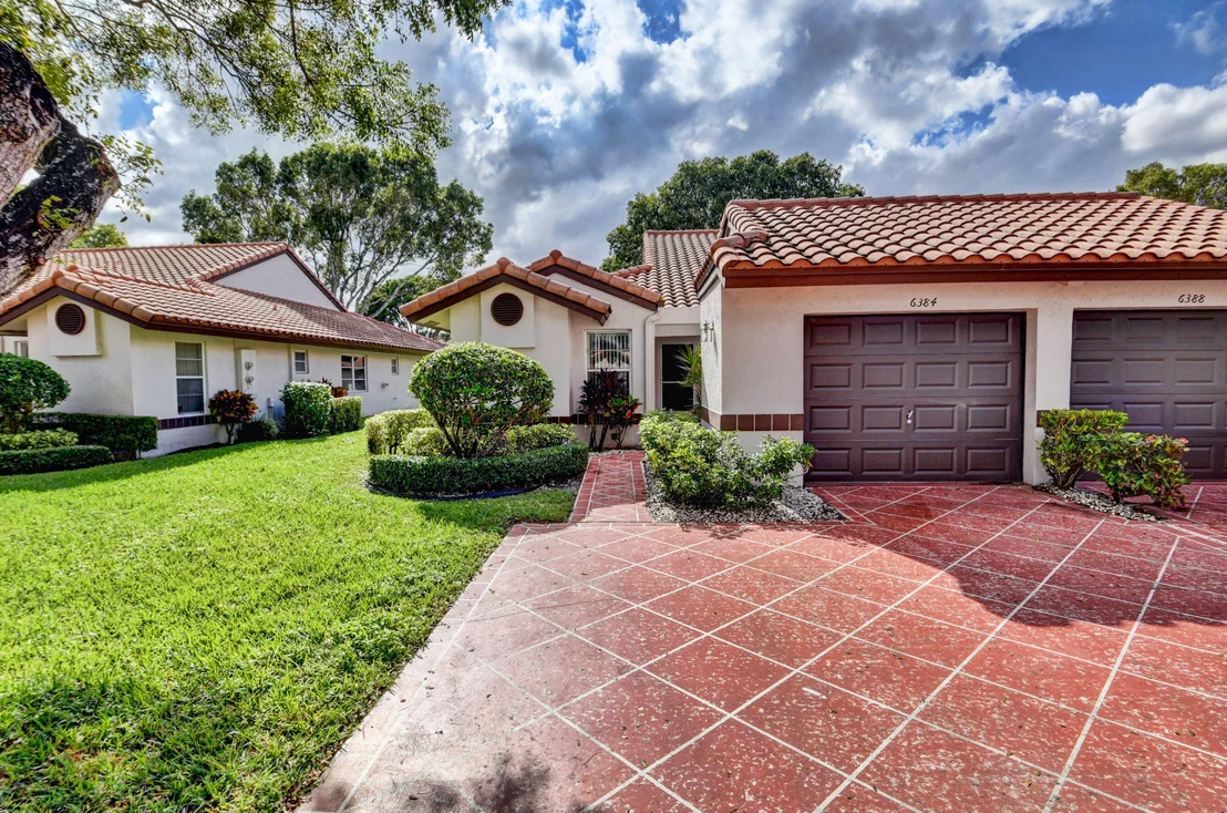 Photo of Unit A at 6384 Mill Pointe Circle