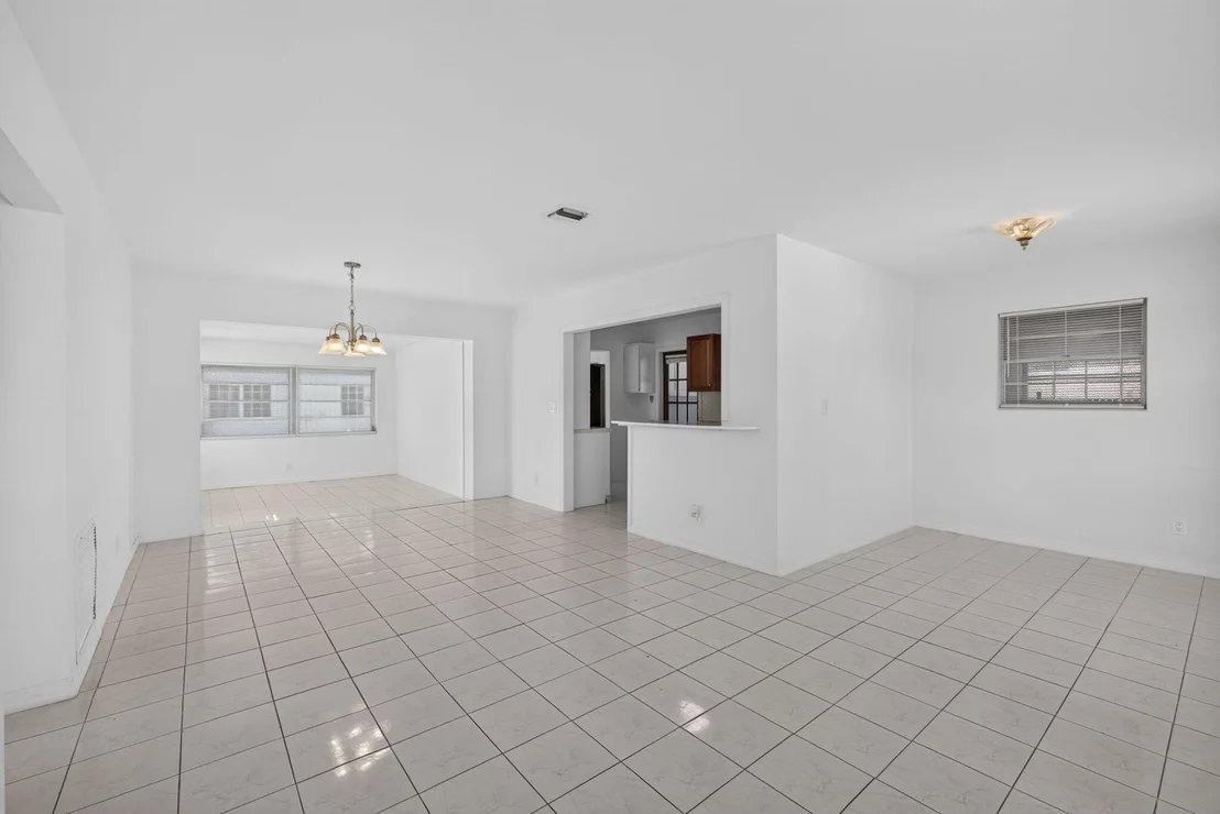 Photo of 304 Cypress Drive