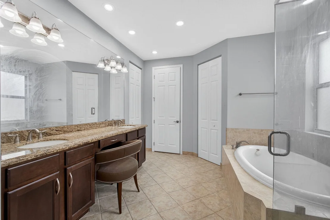Photo of 9583 Phipps Lane