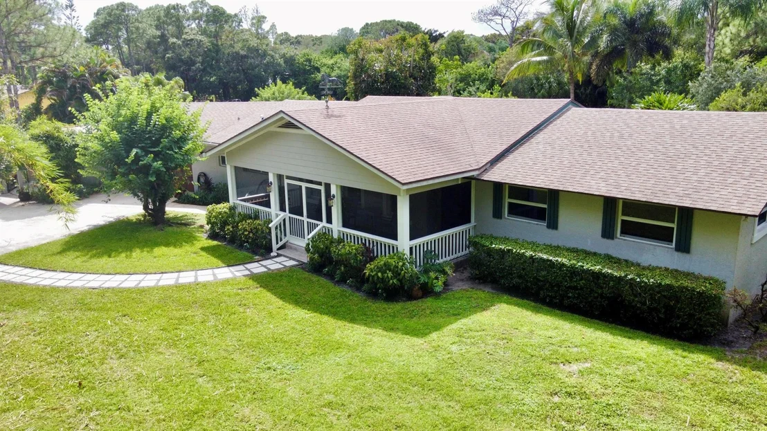 Photo of 17827 126 Terrace N