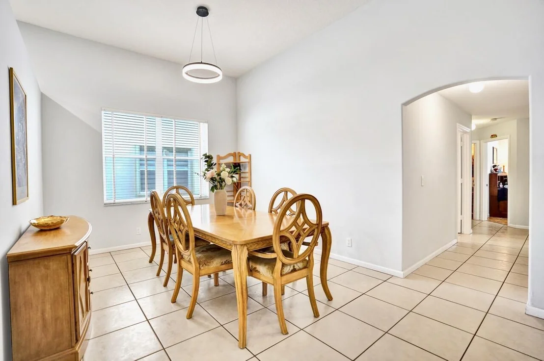 Photo of 5886 Bay Hill Circle