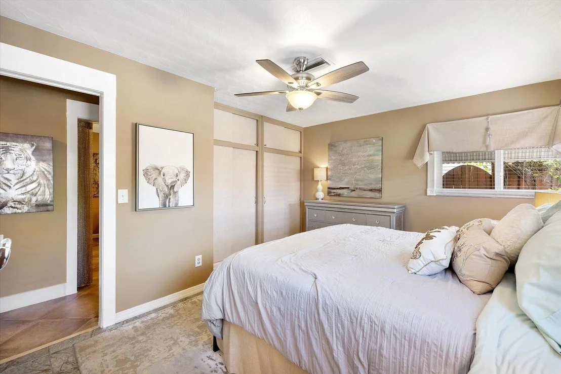 Photo of 3241 NE 9TH Terrace