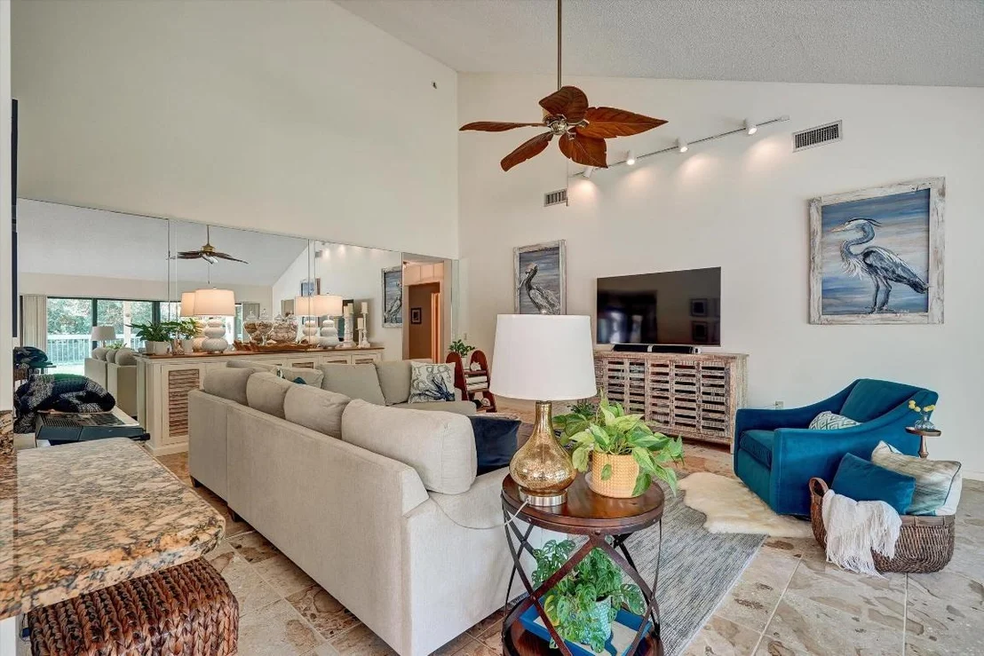 Photo of 316 River Edge Road