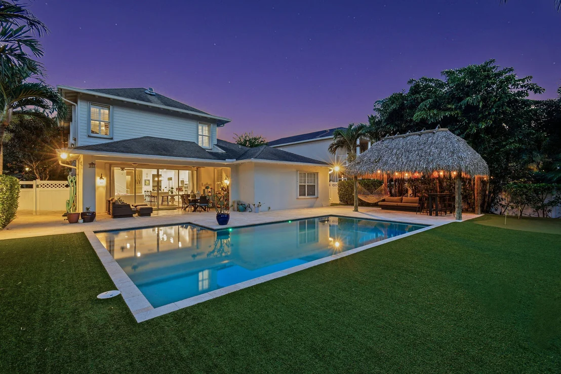 Photo of 350 Caravelle Drive