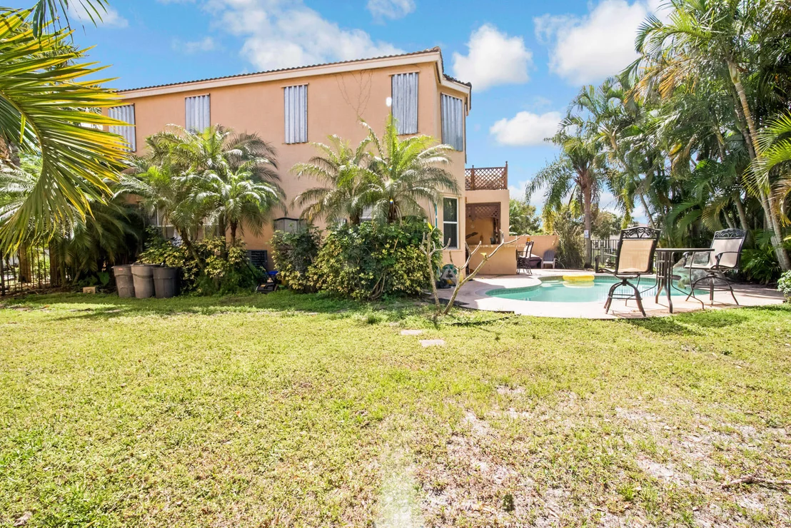 Photo of 7518 Oak Grove Circle