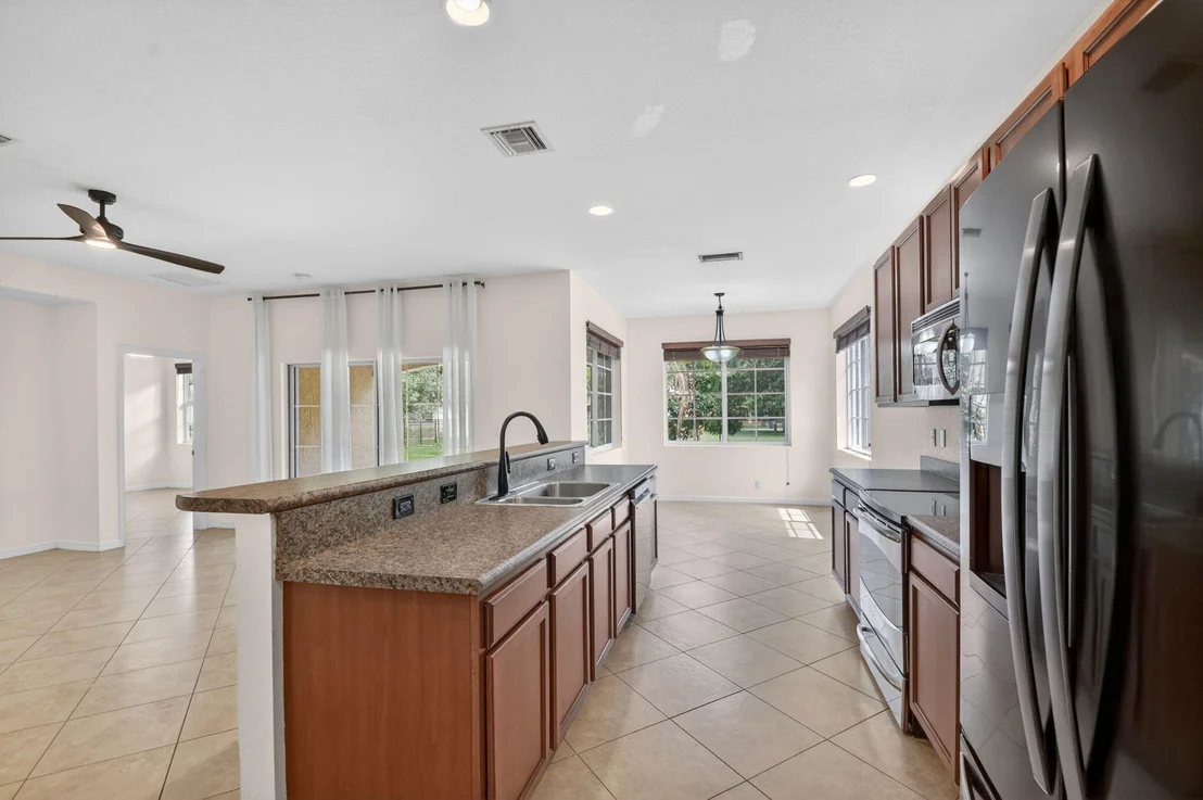 Photo of 6810 Osage Circle