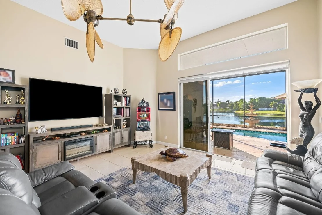 Photo of 10658 Saint Thomas Drive