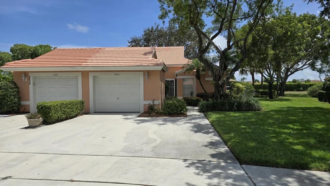 Photo of 5622 Royal Lake Circle