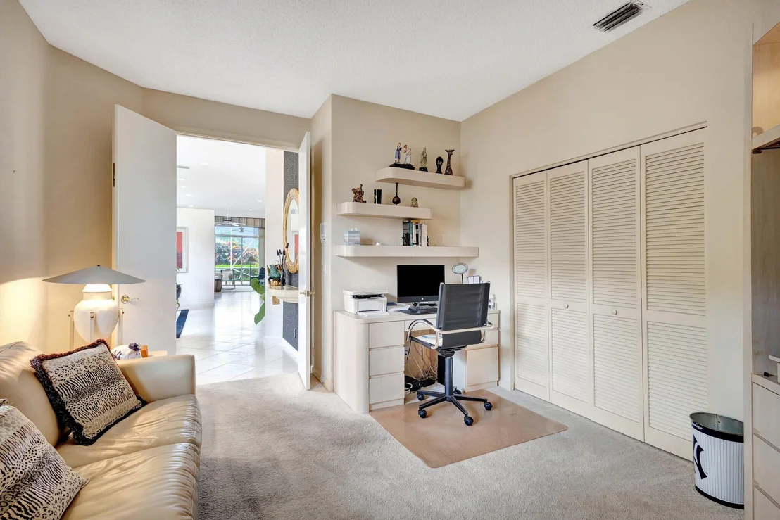 Photo of 4498 Hazleton Lane