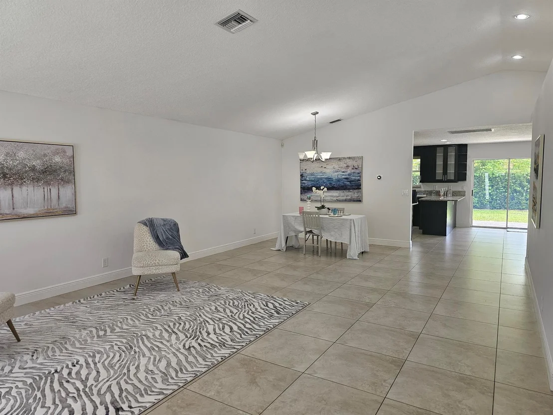 Photo of 1403 Fairway Circle