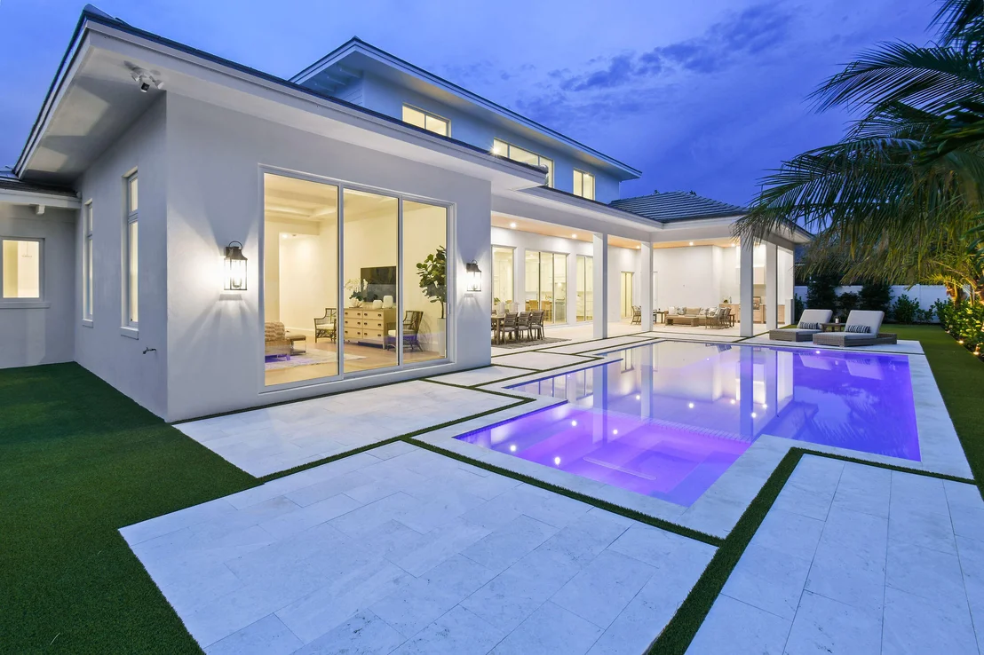 Photo of 192 RIVER Drive