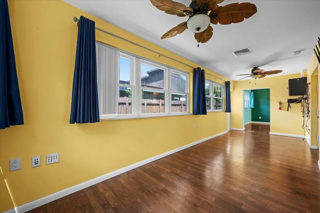 Photo of 6774 Wheaton Lane