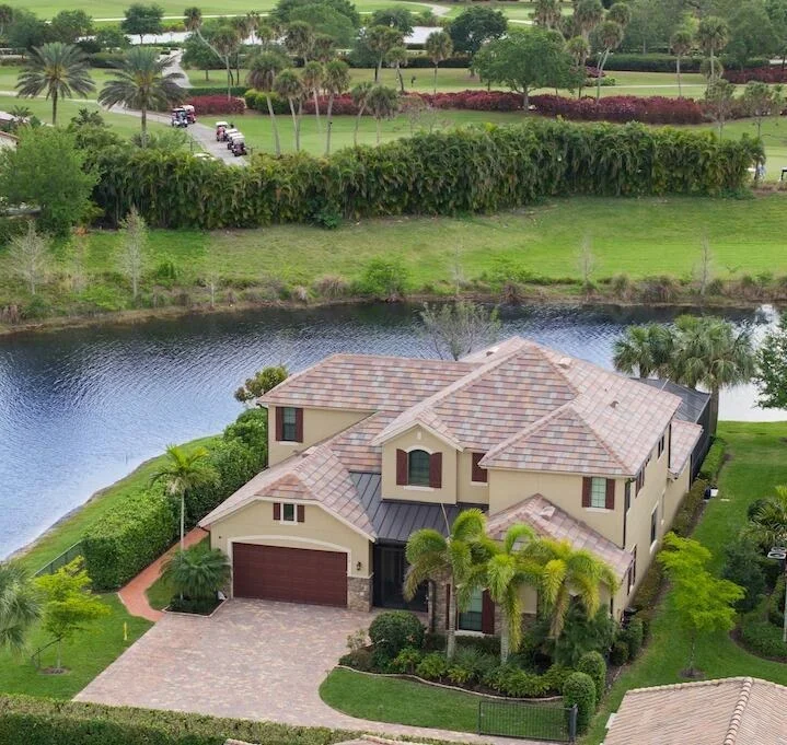 Photo of 210 Alcove Point Lane