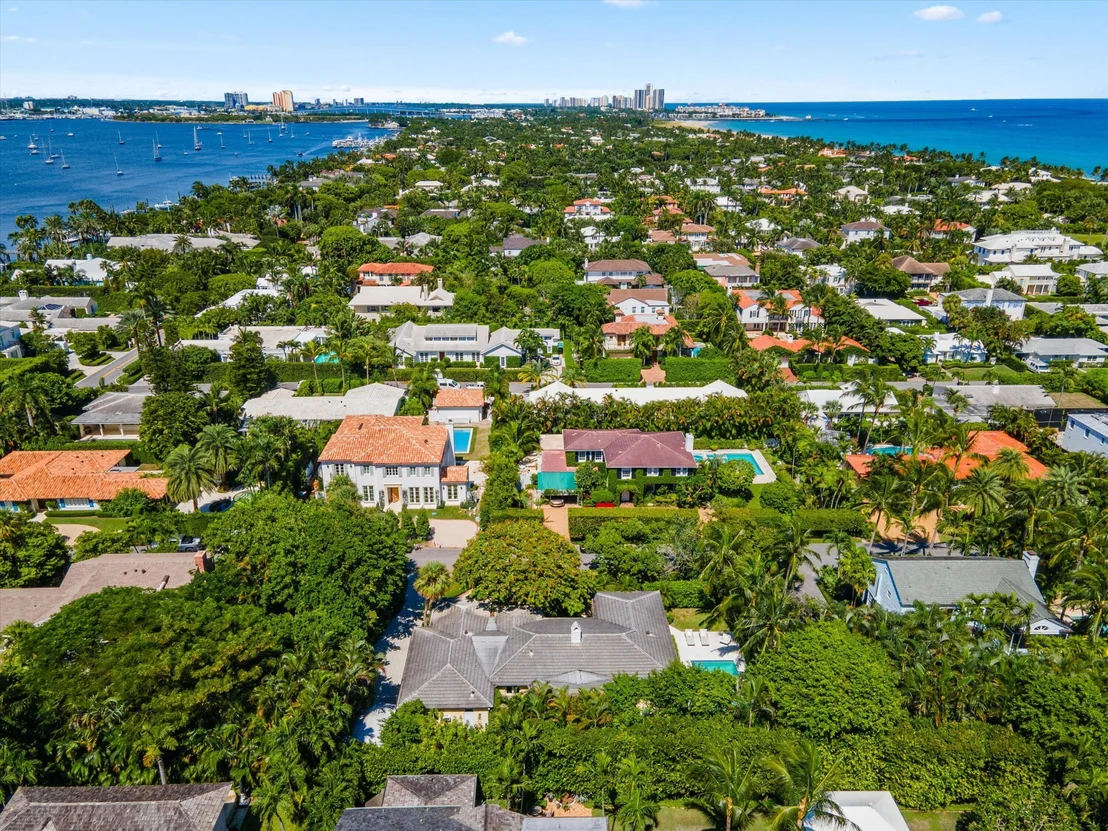 Photo of 274 Monterey Road