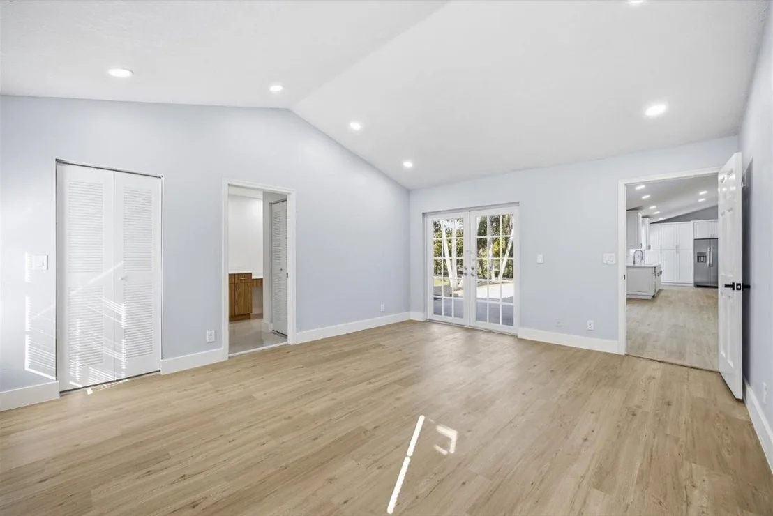 Photo of 9791 Sun Pointe Drive