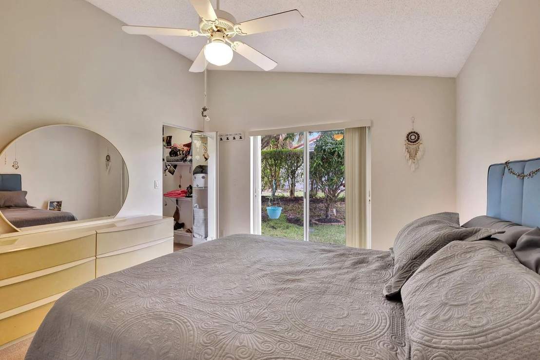 Photo of 8177 Palm Gate Drive