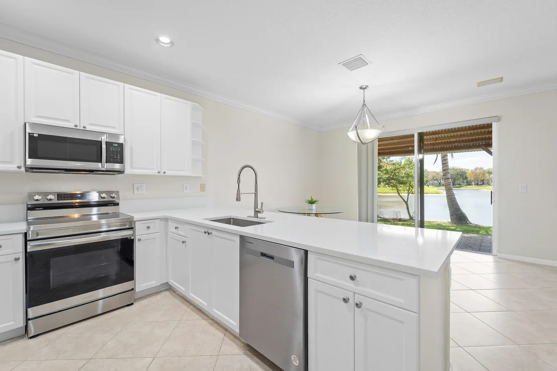 Photo of 4341 NE Lake Lucerne Circle NE