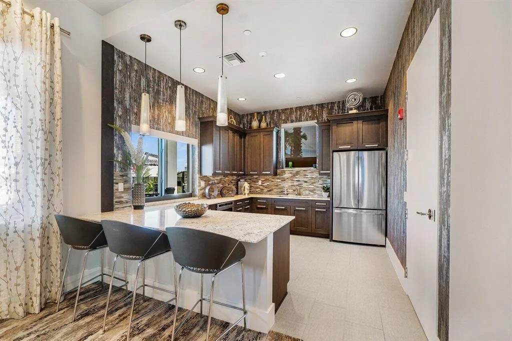 Photo of 15399 Blue River Road