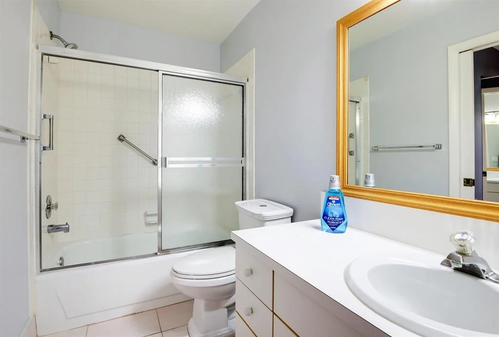 Photo of Unit B at 14200 Nesting Way