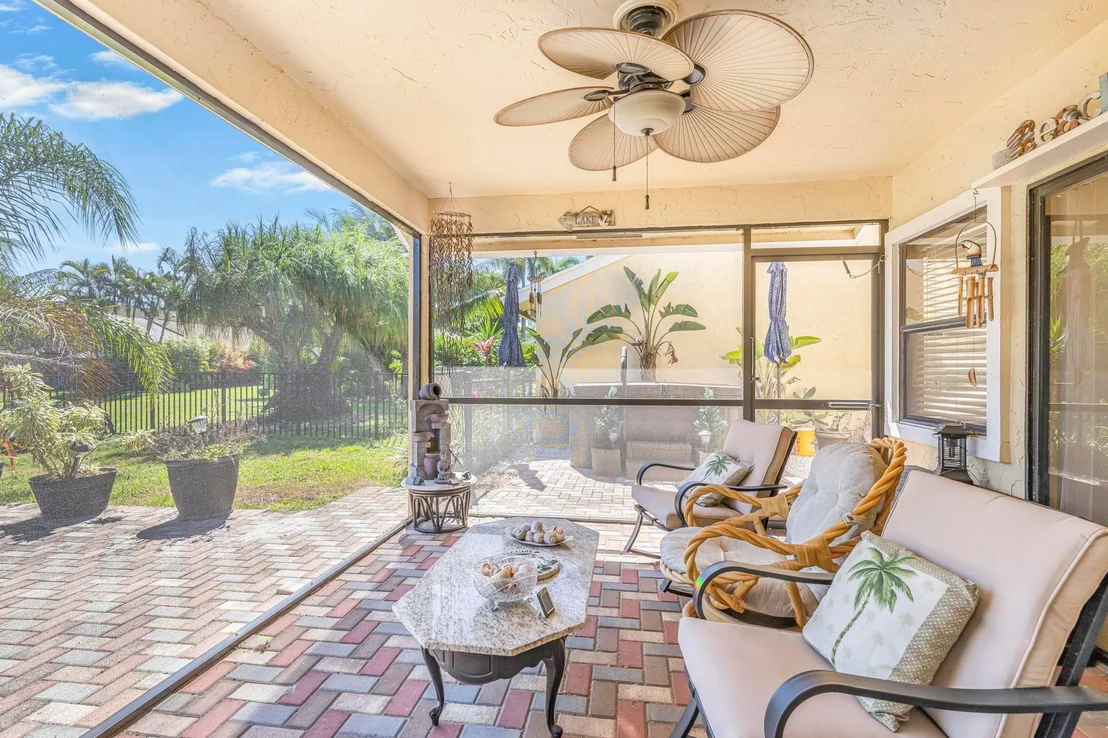 Photo of 1075 NW 19th Terrace