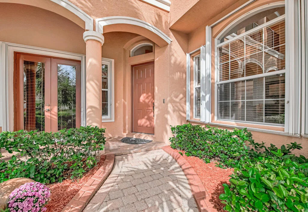 Photo of 514 Cresta Circle