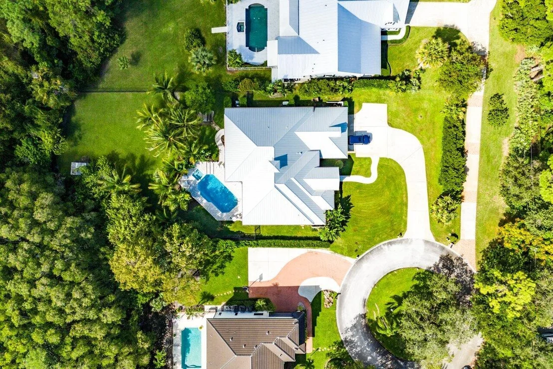 Photo of 5980 Our Robbies Road