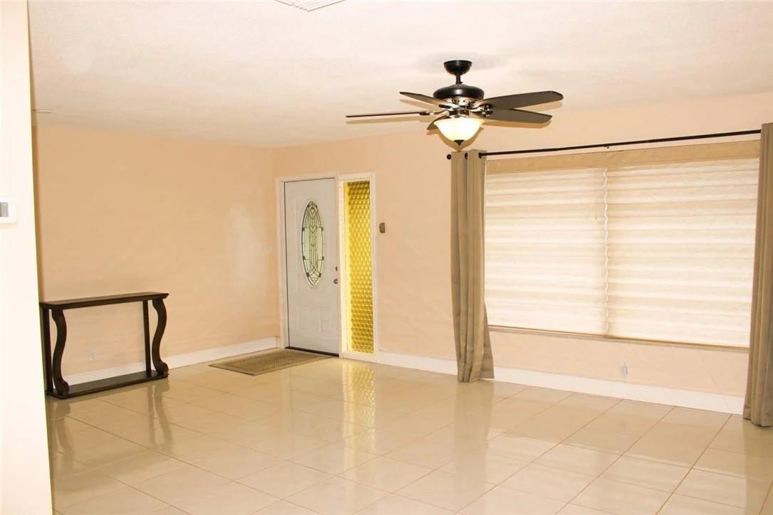 Photo of 5705 NW 48th Way