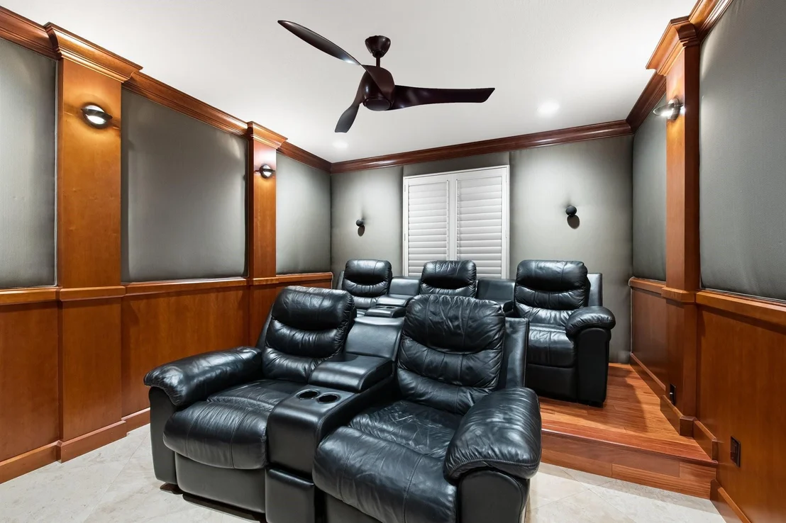 Photo of 3378 Bradenham Lane
