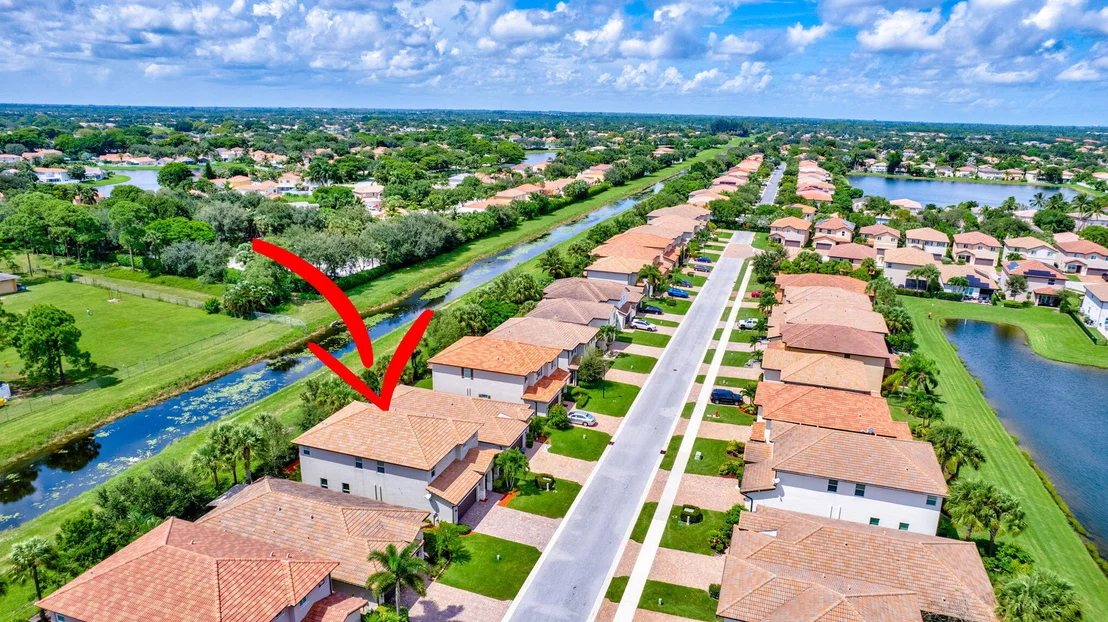 Photo of 6873 Langdon Way