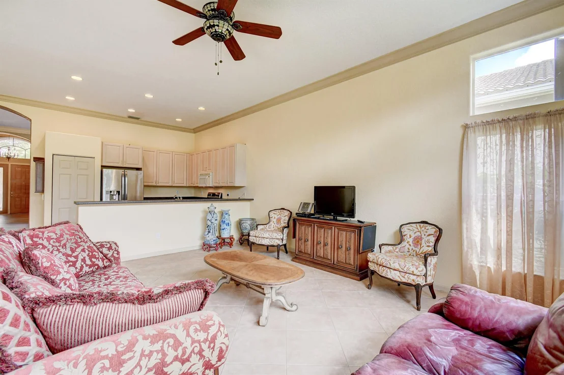 Photo of 8832 Palm River Drive