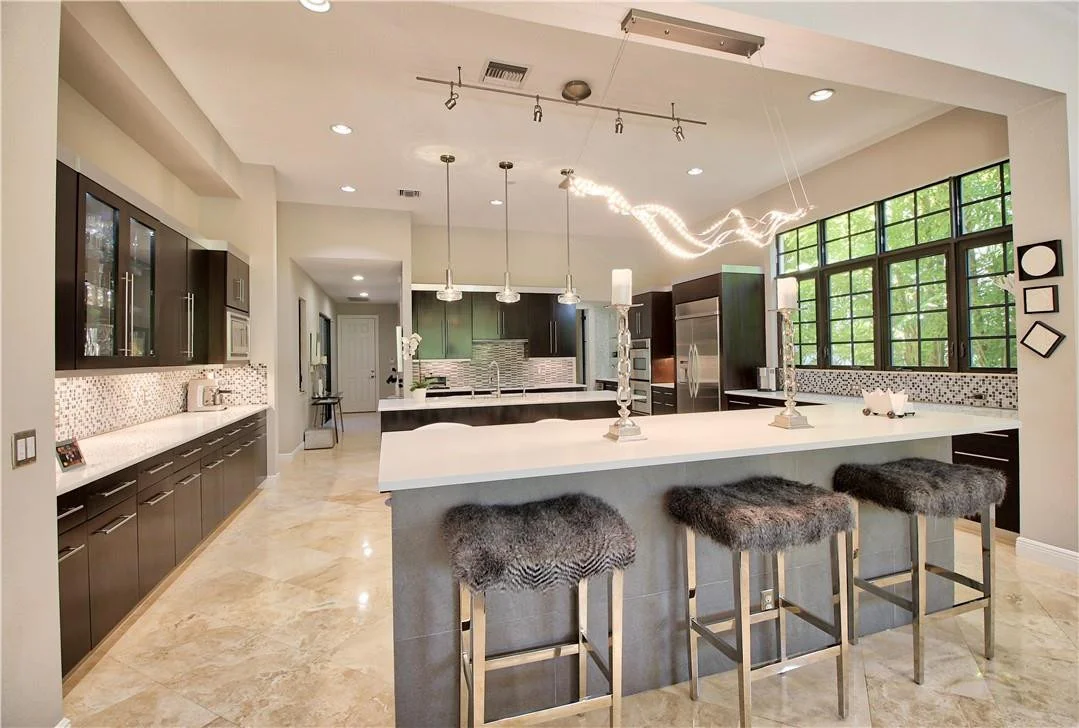 Photo of 9640 Eden Manor