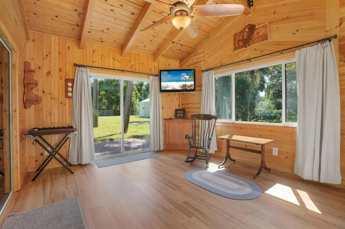 Photo of 7601 Donlon Road