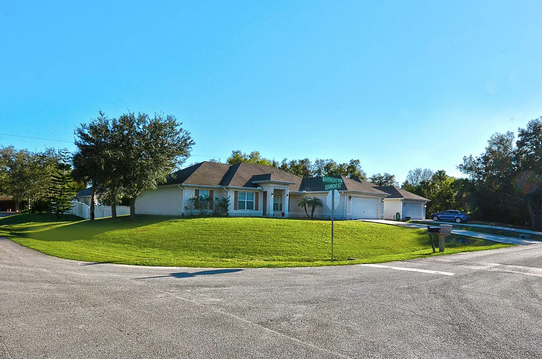 Photo of 702 Bayfront Terrace