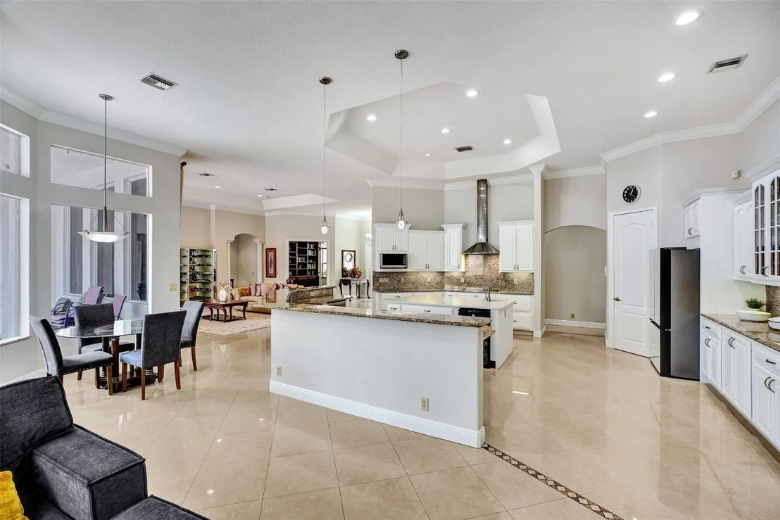 Photo of 8426 Sawpine Road