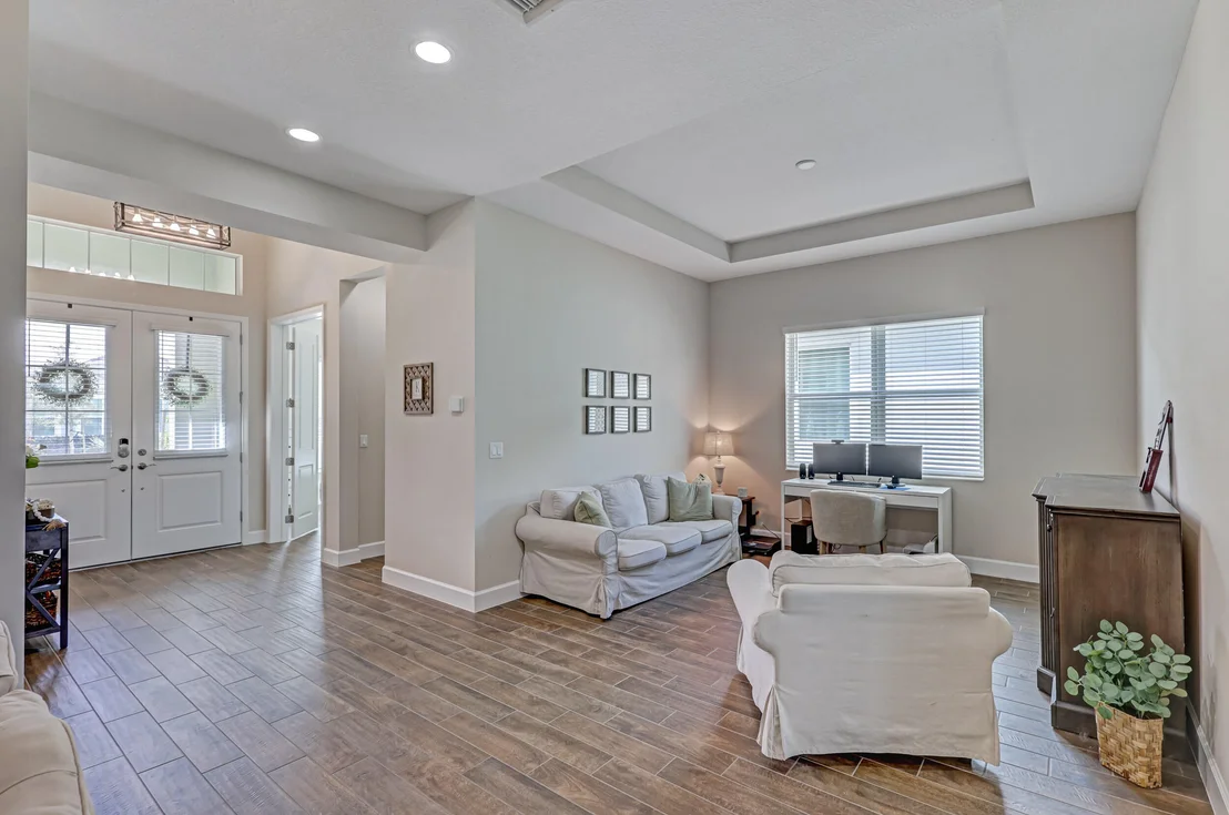 Photo of 15121 Goldfinch Circle