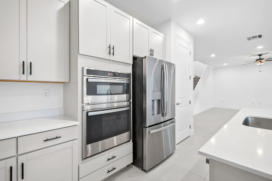 Photo of 1403 Thistle Place