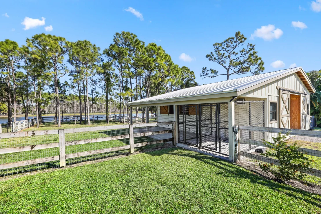 Photo of 11581 Manatee Terrace