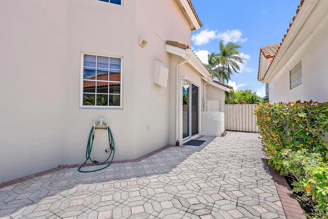 Photo of 313 Eagleton Golf Drive