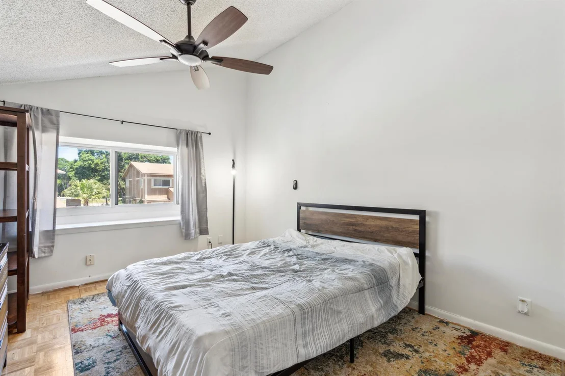 Photo of 353 Maplecrest Circle