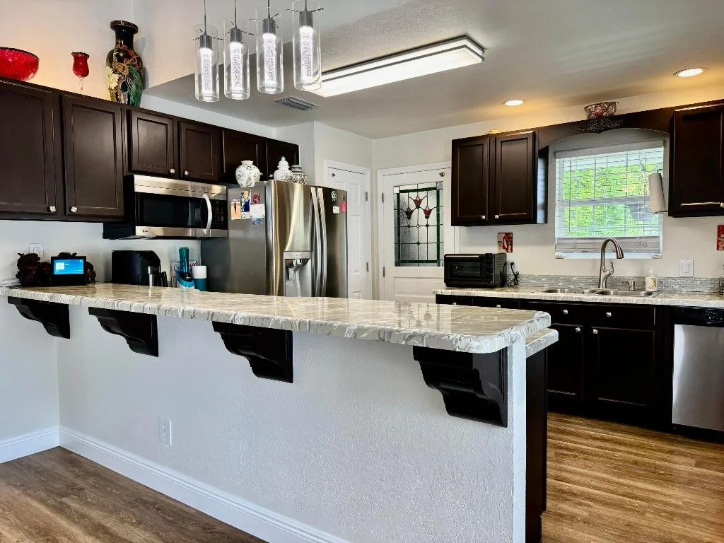 Photo of 2532 NW 33rd Avenue