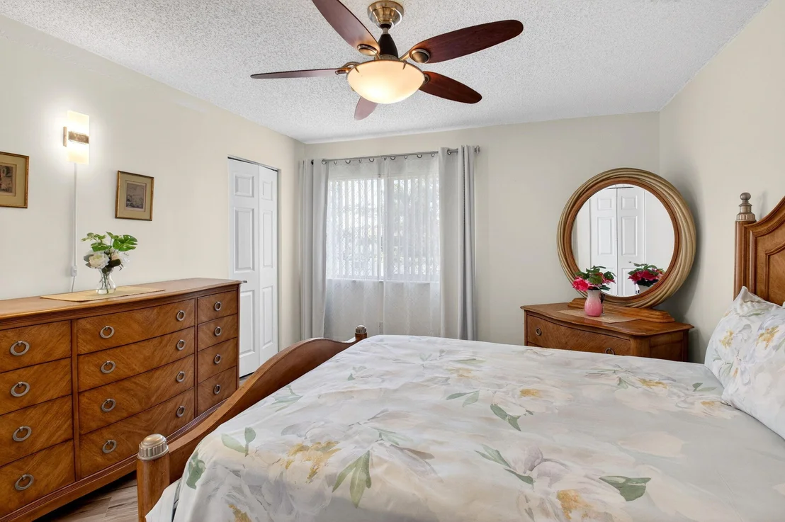 Photo of Unit C2 at 321 Knotty Pine Circle