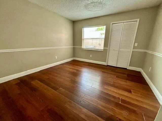 Photo of 1182 AVIARY Road