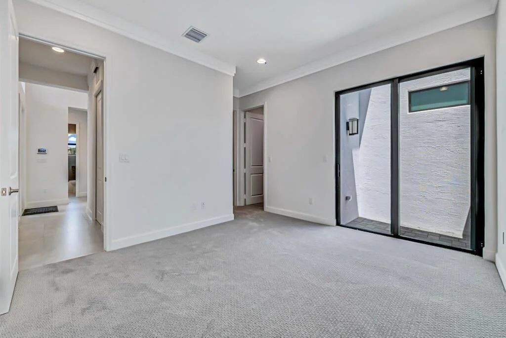 Photo of 9290 Mountain Pine Grove