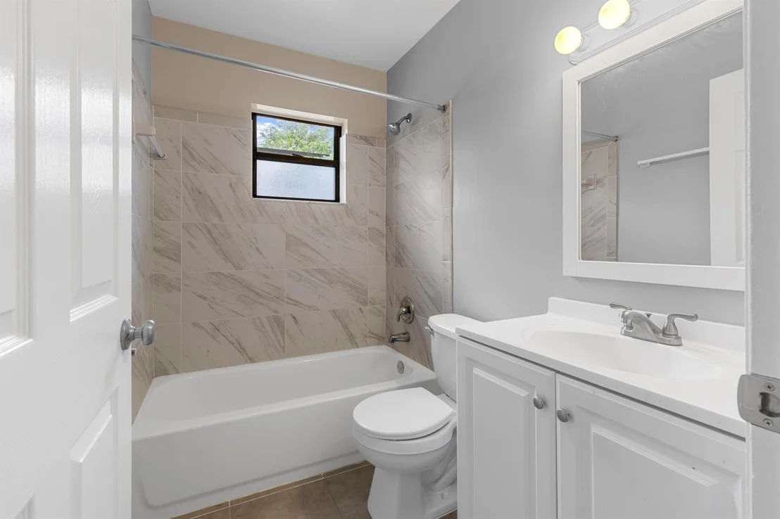 Photo of 5805 Ithaca Circle E