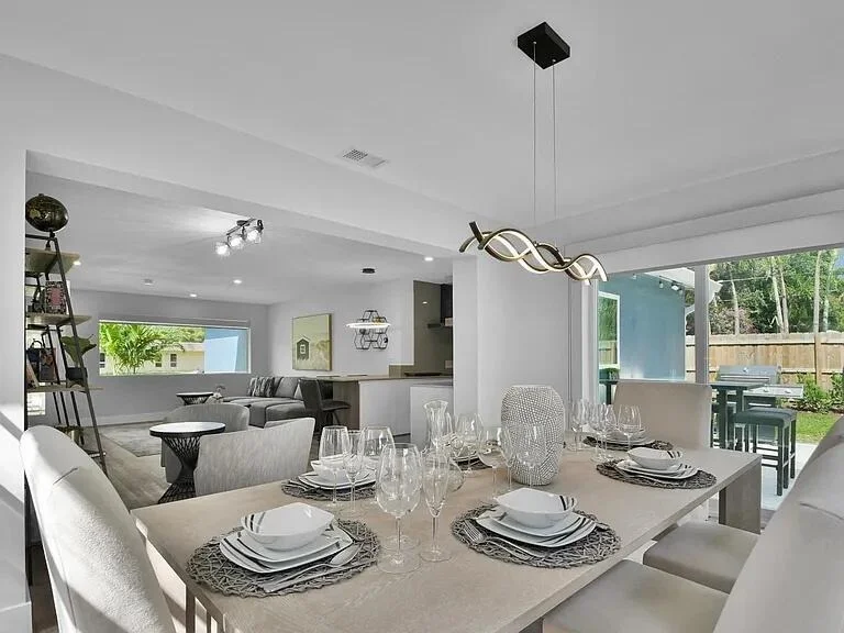 Photo of 803 BLUEBIRD Drive